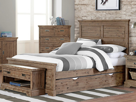 Full size bed