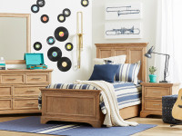 Dylan Panel Bed Full - Honey