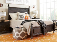 Elizabeth Panel Bed Full - Molasses