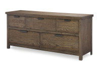 Sulivan County Low Dresser
