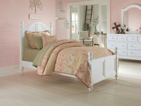 Lakeview Poster Bed Twin - White