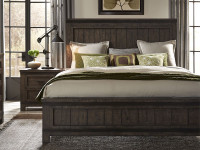 Farmhouse Panel Bed - Queen