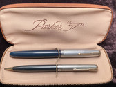 PARKER 51 STERLING SILVER CAPS FOUNTAIN PEN AND PENCIL SET IN BOX