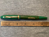 SHEAFFER LONG TAPER BALANCE FOUNTAIN PEN IN JADE