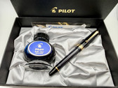 PILOT CUSTOM 823 SMOKE BLACK VAC FILL FOUNTAIN PEN B 14K IN BOX W INK BOTTLE