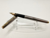 PARKER 75 STERLING CISELE FOUNTAIN PEN EF 14K MINTY