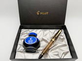 PILOT CUSTOM 823 AMBER VAC FILL FOUNTAIN PEN M 14K IN BOX W INK BOTTLE
